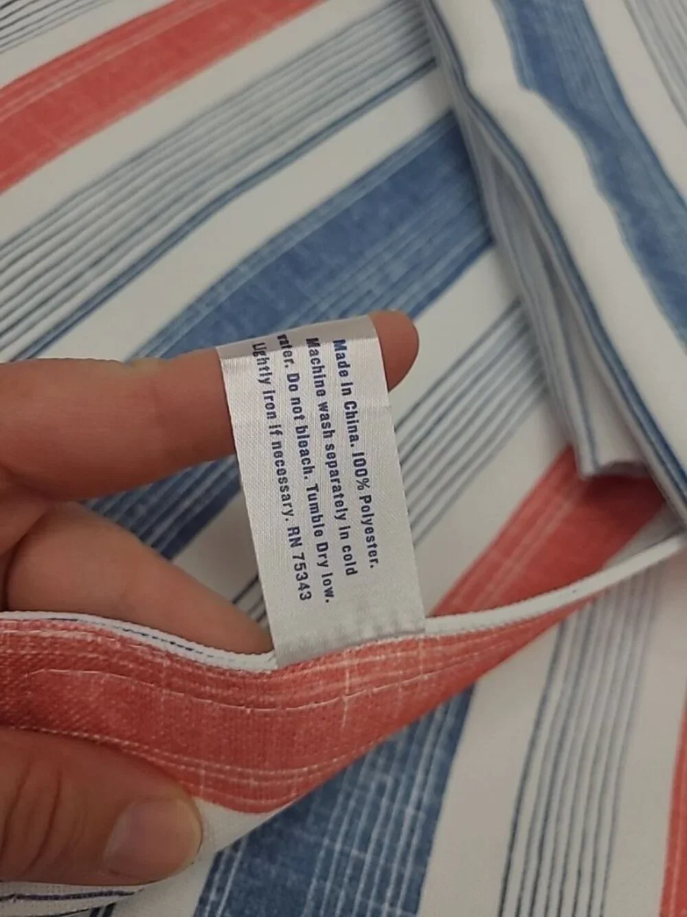 Tommy Bahama Placemats NWOT Set of 6 Cloth Napkins Set of 2 Red White Blue